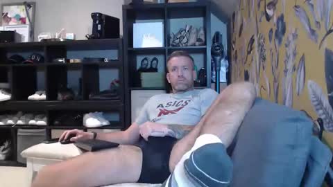 Snapshot of youwantus69 chatting on 3, 11, 2025 You want us 69 online show from 3, 11, 2025