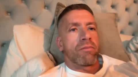 Snapshot of youwantus69 chatting on 9, 11, 2025 You want us 69 online show from 9, 11, 2025