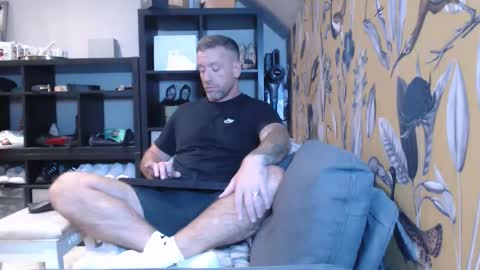 Snapshot of youwantus69 chatting on 11, 11, 2025 You want us 69 online show from 11, 11, 2025