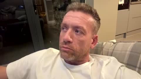 Snapshot of youwantus69 chatting on 15, 11, 2025 You want us 69 online show from 15, 11, 2025