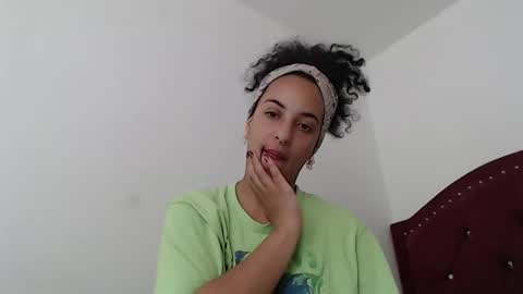 Snapshot of youwishtobeme chatting on 22, 3, 2026 elizabeth ju online show from 22, 3, 2026