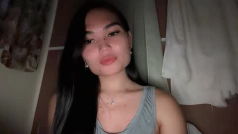 yrdrmgrl_jennie26 online show from 2, 12, 2025