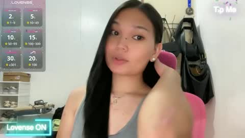 Snapshot of yrdrmgrl_jennie26 chatting on 29, 4, 2026 yrdrmgrl_jennie26 online show from 29, 4, 2026