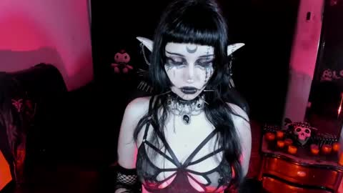 Yue Eclipsa online show from 24, 5, 2026