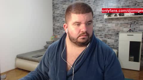 Snapshot of yugogee chatting on 5, 11, 2025 Yugo - online show from 5, 11, 2025