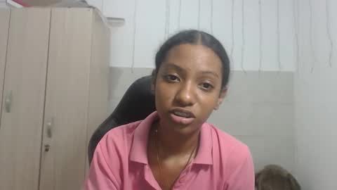 Snapshot of yukari_pr chatting on 16, 10, 2025 YUKARI online show from 16, 10, 2025