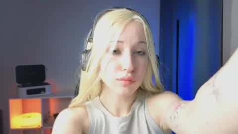 Snapshot of yukimisa chatting on 2, 4, 2026 Misa online show from 2, 4, 2026