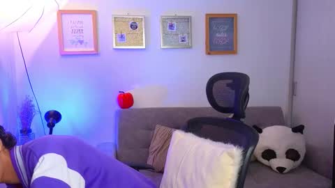 yulian_vasquez online show from 3, 11, 2025