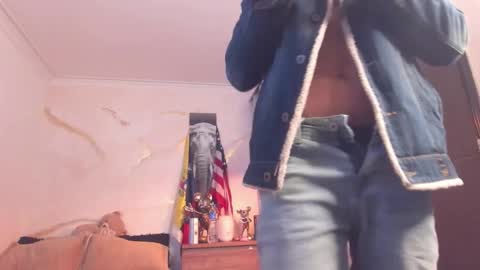 Snapshot of yulianpereira25 chatting on 16, 3, 2026 yulian 2811 online show from 16, 3, 2026