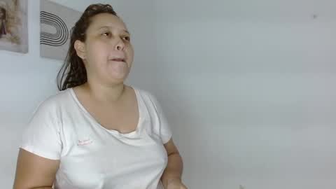 Yuli and SaraIndependent model online show from 27, 1, 2025