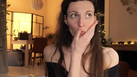 Snapshot of yulladao chatting on 2, 12, 2024 yulla dao online show from 2, 12, 2024