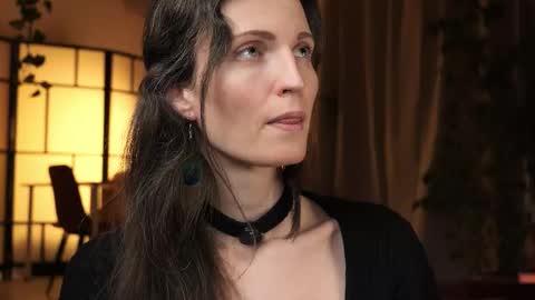 yulla dao online show from 18, 11, 2025