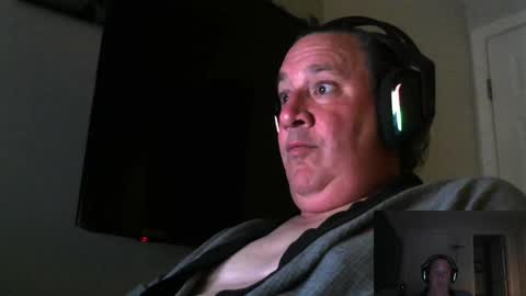 Snapshot of yumguy69 chatting on 5, 11, 2025 YumGuy69 online show from 5, 11, 2025