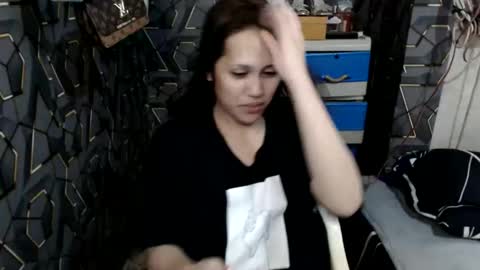 Snapshot of yumi_white chatting on 13, 1, 2026 yumi online show from 13, 1, 2026