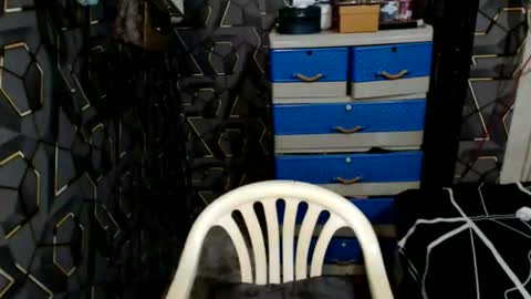 Snapshot of yumi_white chatting on 8, 3, 2026 yumi online show from 8, 3, 2026