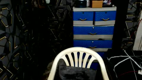 Snapshot of yumi_white chatting on 12, 3, 2026 yumi online show from 12, 3, 2026