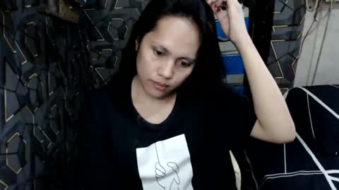 Snapshot of yumi_white chatting on 31, 3, 2026 yumi online show from 31, 3, 2026