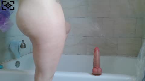 Snapshot of yumiepussyy chatting on 12, 3, 2025 Payton kelly online show from 12, 3, 2025