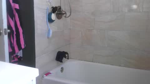 Snapshot of yumiepussyy chatting on 8, 2, 2026 Payton kelly online show from 8, 2, 2026