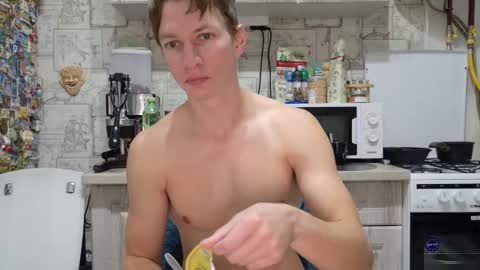 Snapshot of yummyalexxx chatting on 29, 11, 2025 Alex online show from 29, 11, 2025