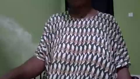 Snapshot of yummychocolate_2 chatting on 12, 9, 2025 YUMMY online show from 12, 9, 2025