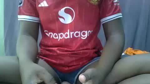 Snapshot of yummychocolate_2 chatting on 15, 12, 2025 YUMMY online show from 15, 12, 2025