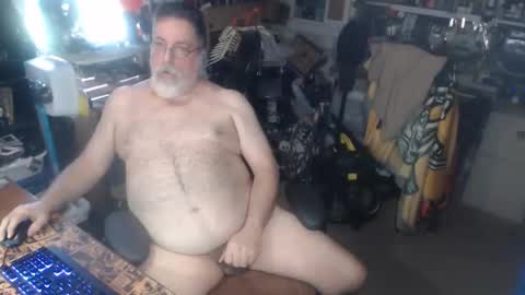 Snapshot of yummyflguy chatting on 10, 4, 2026 yummyflguy online show from 10, 4, 2026