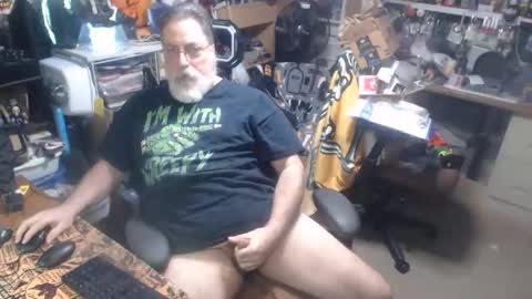 Snapshot of yummyflguy chatting on 22, 4, 2026 yummyflguy online show from 22, 4, 2026