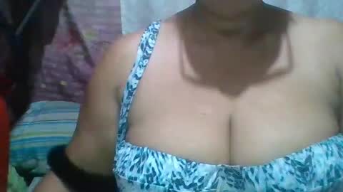 Snapshot of yummytitsbaby chatting on 17, 5, 2026 yummytitsbaby online show from 17, 5, 2026