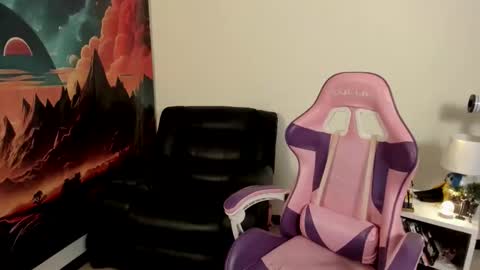 Yuna online show from 12, 2, 2026