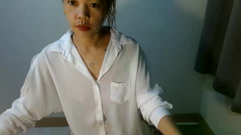 Snapshot of yunahuntrixx chatting on 8, 6, 2026 yunahuntrixx online show from 8, 6, 2026
