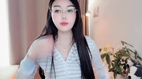 Snapshot of yuner0715 chatting on 23, 4, 2026 YunEr online show from 23, 4, 2026