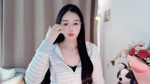 Snapshot of yuner0715 chatting on 25, 4, 2026 YunEr online show from 25, 4, 2026