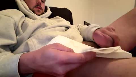 Snapshot of yungcockk444 chatting on 3, 11, 2025 hungggg online show from 3, 11, 2025