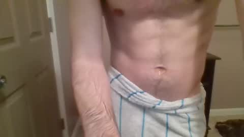 Snapshot of yungstallion10 chatting on 25, 11, 2025 Fire 0range kush online show from 25, 11, 2025