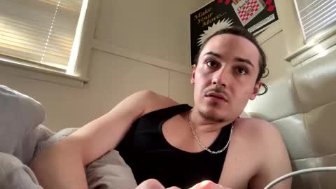 Snapshot of yungstudbev chatting on 8, 4, 2026 yungstudbev online show from 8, 4, 2026