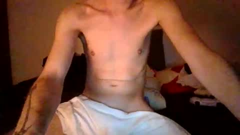 Snapshot of yuri1522 chatting on 5, 4, 2026 yuri1522 online show from 5, 4, 2026