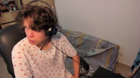 Snapshot of yurii_moody chatting on 18, 11, 2025 yurii_moody online show from 18, 11, 2025