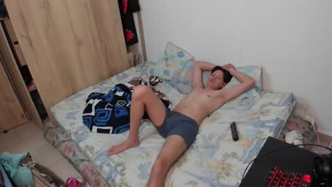 Snapshot of yurii_moody chatting on 22, 12, 2025 yurii_moody online show from 22, 12, 2025