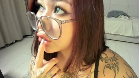 Snapshot of yurikomay chatting on 4, 1, 2025 Hi My name Yuriko online show from 4, 1, 2025