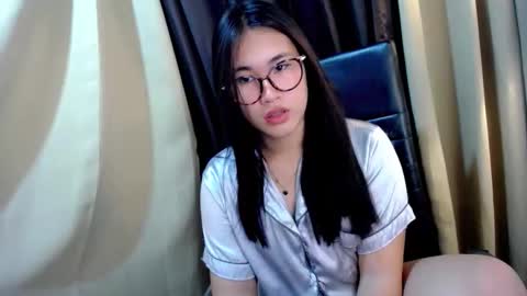 yuriyumixx_xoxo online show from 21, 9, 2025