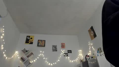 paola online show from 1, 12, 2024