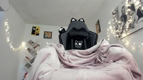 paola online show from 22, 12, 2024