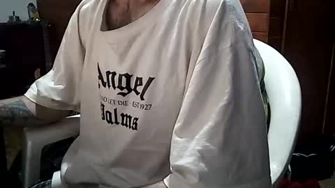 Snapshot of yuumis chatting on 8, 4, 2026 Yuumi online show from 8, 4, 2026