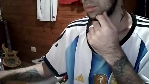 Snapshot of yuumis chatting on 14, 4, 2026 Yuumi online show from 14, 4, 2026