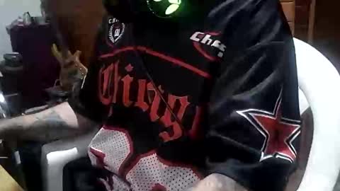 Snapshot of yuumis chatting on 24, 4, 2026 Yuumi online show from 24, 4, 2026