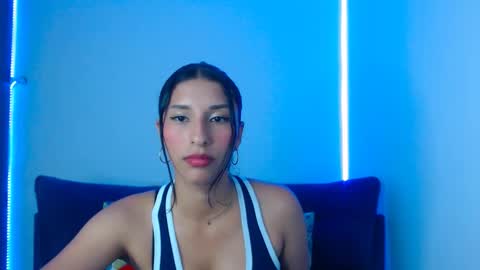 Snapshot of yuziidreams chatting on 19, 11, 2025 yuzii Im new to these pages so I hope you guys are kind to me. online show from 19, 11, 2025