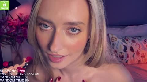 Snapshot of yvie_ chatting on 19, 2, 2026 The Queen Bitch of the United Kingdom online show from 19, 2, 2026