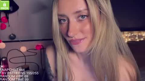 Snapshot of yvie_ chatting on 7, 7, 2026 The Queen Bitch of the United Kingdom online show from 7, 7, 2026