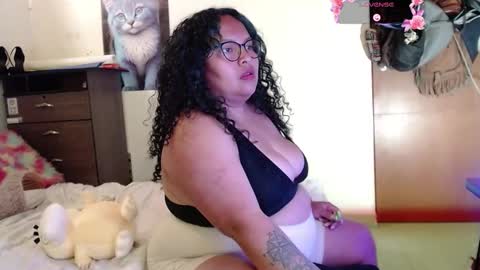 yvonn online show from 10, 11, 2025